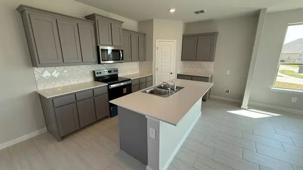 Granbury, TX 76049,312 GALLANT MAN Court