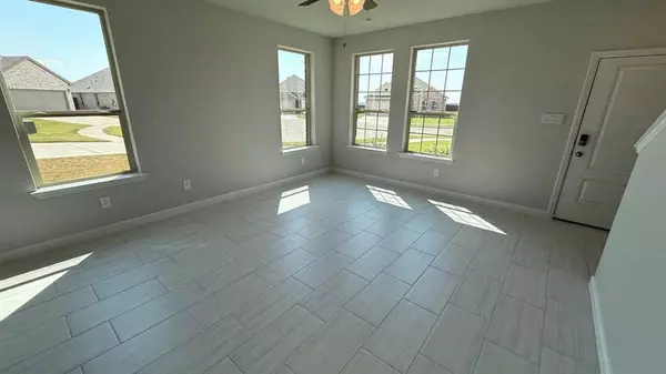 Granbury, TX 76049,312 GALLANT MAN Court