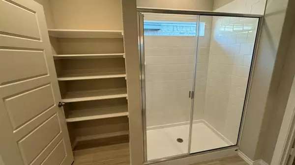 Denton, TX 76259,541 SHADED Grove