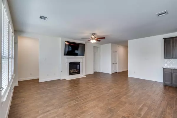 Aubrey, TX 76227,11008 Culberson Drive