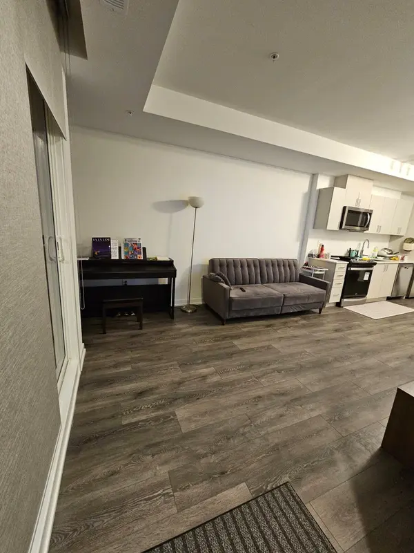 Toronto, ON M1R 0G8,1650 Victoria Park AVE #A207