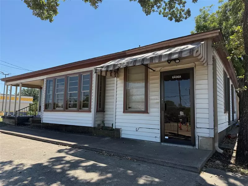 6436 Meadowbrook Drive #A, Fort Worth, TX 76112