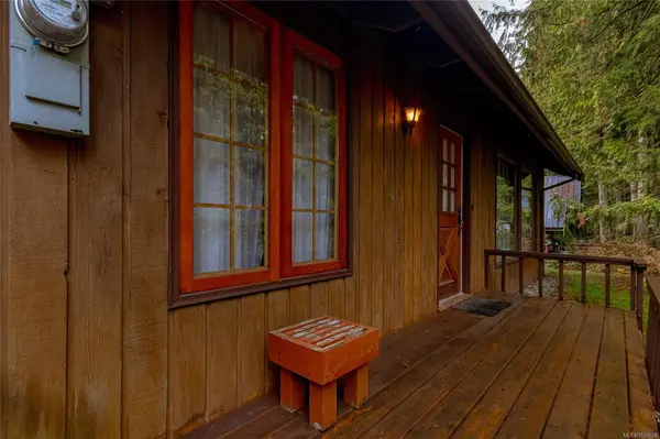 Shawnigan Lake, BC V8H 2G4,2682 Sunny Glades Lane