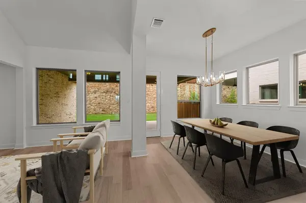 Fort Worth, TX 76112,6208 Beacon Hill Way