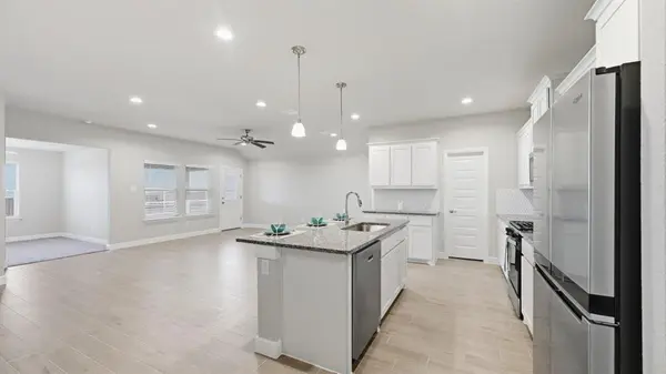 Cleburne, TX 76033,1913 HERITAGE Court