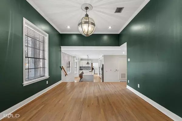 Shreveport, LA 71106,6439 Creswell Avenue