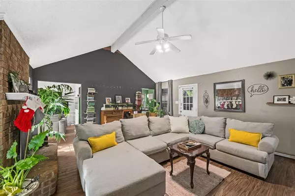 Arlington, TX 76017,2111 Turf Club Drive