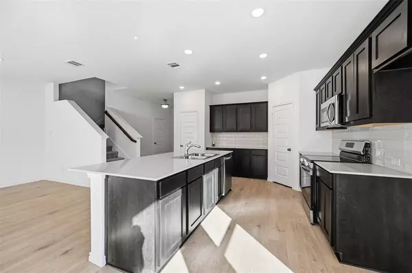 Denton, TX 76205,400 Wrangler Lane #400