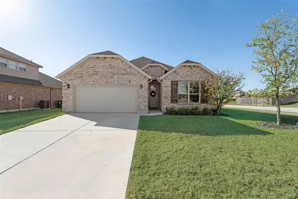 Sanger, TX 76266,136 Creekside Drive