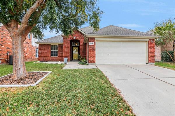 7204 Welshman Drive,  Fort Worth,  TX 76137