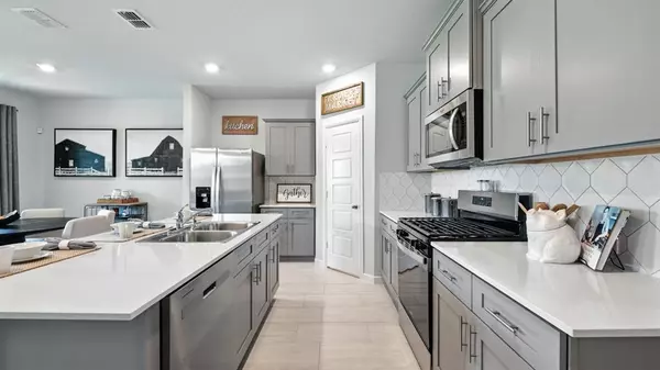 Keene, TX 76059,557 PENDLETON Avenue