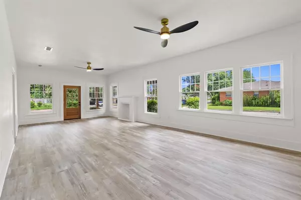 Mineola, TX 75773,516 N Johnson Street