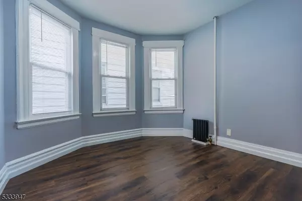 Irvington Twp., NJ 07111,34 Olympic Ter