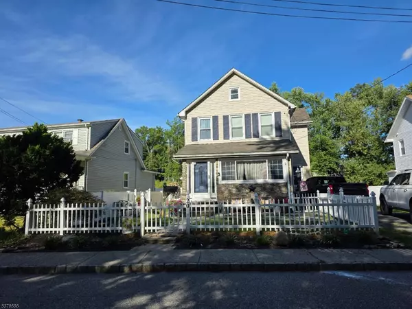 20 Post Ln, Riverdale Boro, NJ 07457