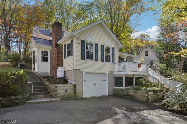 30 N Cape Trl, Rockaway Twp., NJ 07866