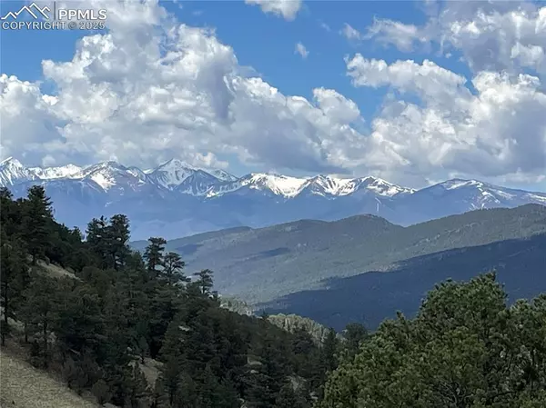 Cotopaxi, CO 81223,752 County Road 16