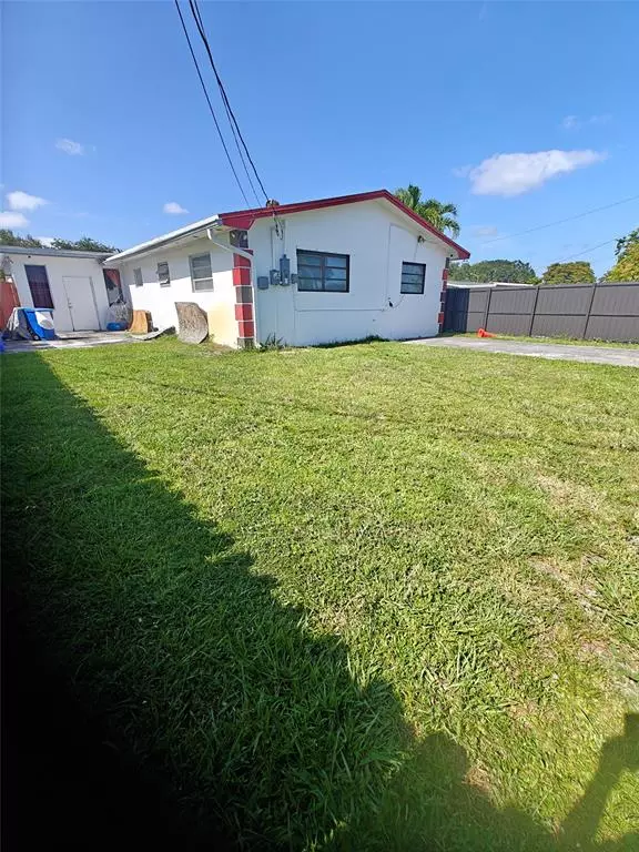 Hollywood, FL 33021,600 S 46th Ave