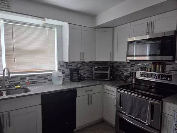 Fort Lauderdale, FL 33312,2630 SW 49th Ct