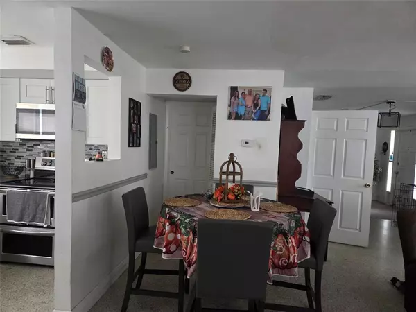 Fort Lauderdale, FL 33312,2630 SW 49th Ct