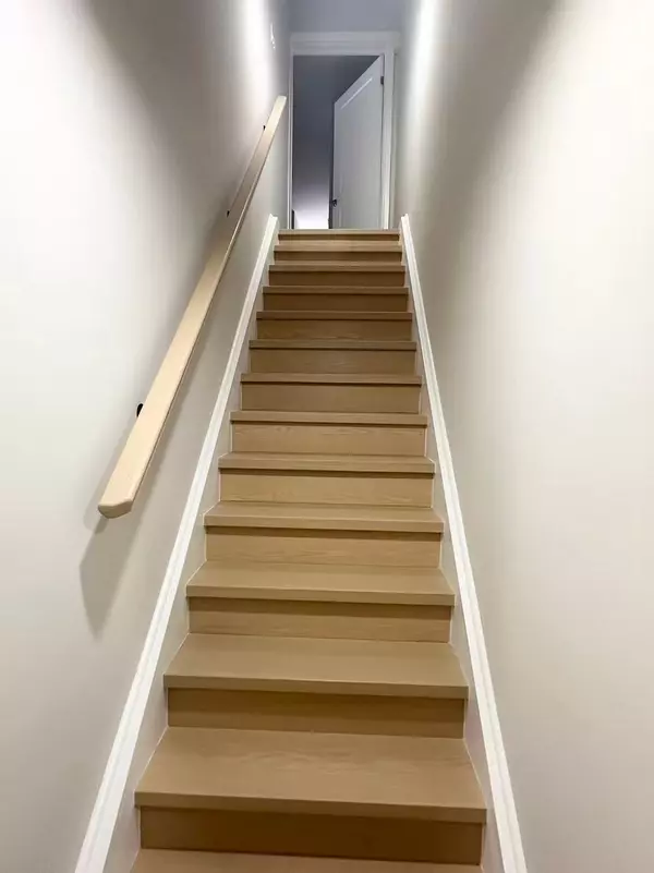 Markham, ON L3T 1K1,17 Fairway Heights CRES #Bsmt