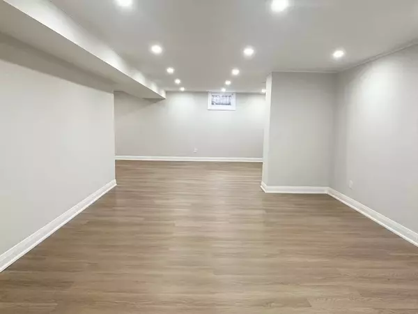 Markham, ON L3T 1K1,17 Fairway Heights CRES #Bsmt