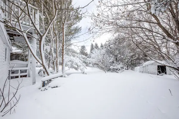 Tay, ON L0K 1R0,250 Kingfisher AVE