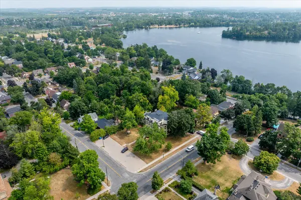 Peterborough, ON K9H 1T1,236 Burnham ST