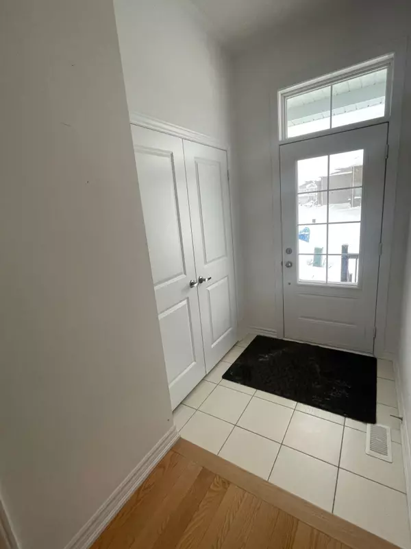 Southgate, ON N0C 1B0,29 Middleton ST