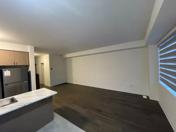 Thorold, ON L2V 0K1,15 Peach ST #20