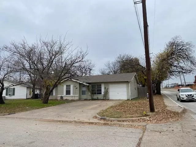 1502 N Pikeview Terrace, Arlington, TX 76011