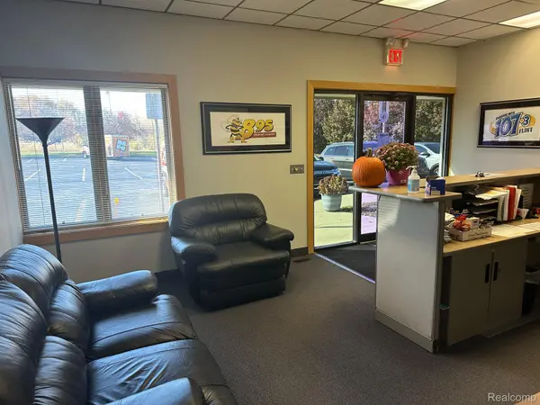 Flint, MI 48507,6317 TAYLOR DR #A