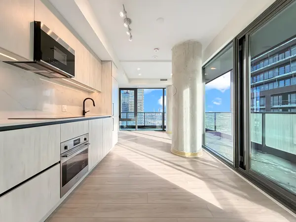 Toronto C08, ON M5A 0Z5,35 Parliament ST #1902