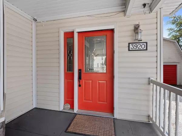 Niagara Falls, ON L2G 6B6,3920 Main ST