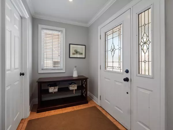 Niagara Falls, ON L2G 6B6,3920 Main ST