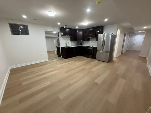 Mono, ON L9W 6W7,4 Meek AVE ## 2( bsmt)