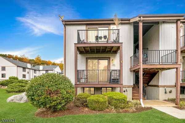 14265 Dell Pl #265, Stanhope Boro, NJ 07874