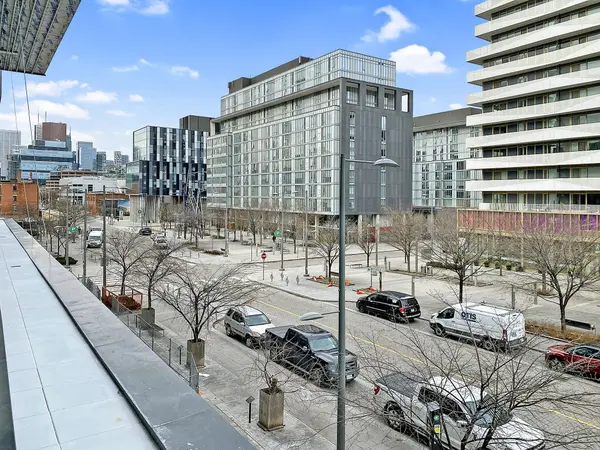 Toronto C08, ON M5A 0V6,35 Rolling Mills RD #N372