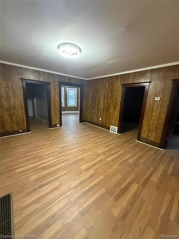 3057 Jacob ST, Hamtramck, MI 48212