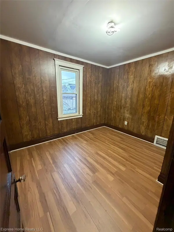 3057 Jacob ST, Hamtramck, MI 48212