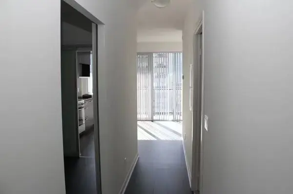 Toronto C01, ON M5V 1Y1,435 Richmond ST W #805