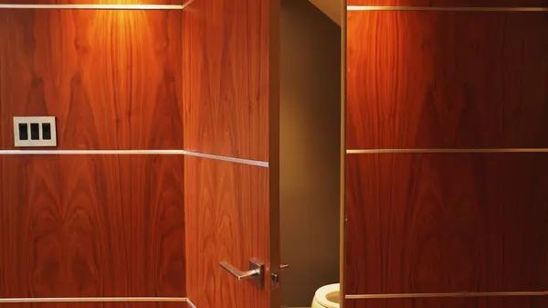 Toronto C10, ON M4S 3G7,139 Merton ST #251