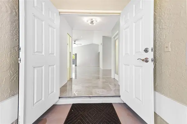 Boca Raton, FL 33498,21300 Millbrook Ct