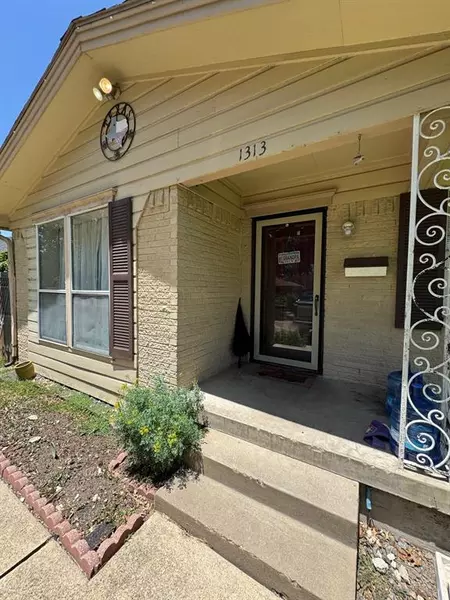 1313 Caldwell Drive, Garland, TX 75041