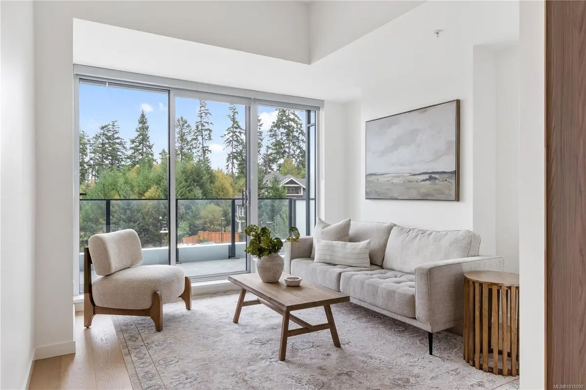 Langford, BC V9B 6R6,2000 Hannington Rd #308