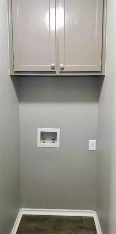 Kennedale, TX 76060,119 Peachtree Court #B