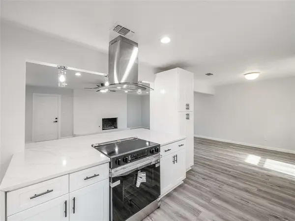 Hurst, TX 76053,632 Melbourne Court