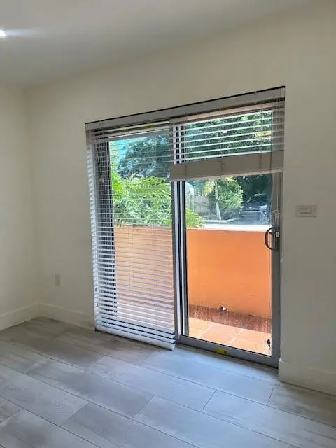 Miami, FL 33126,4265 NW South Tamiami Canal Dr #1-104