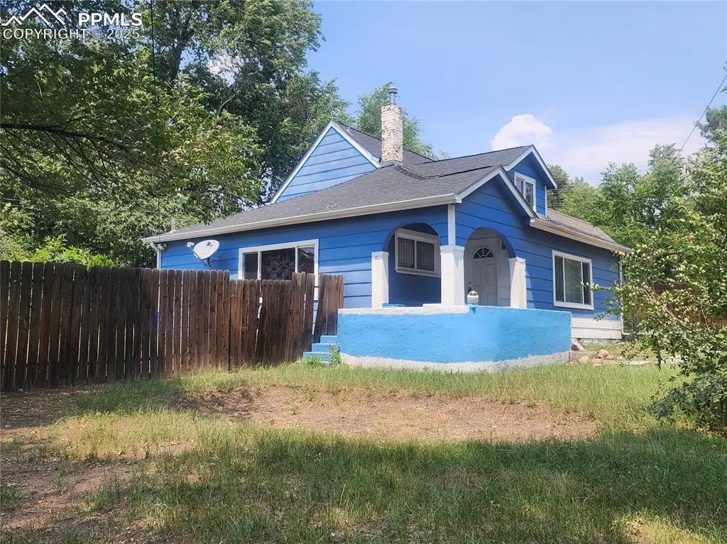 Colorado Springs, CO 80903,944 S Cascade AVE