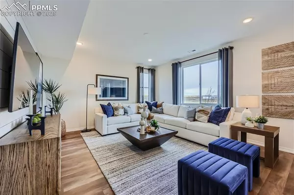 Colorado Springs, CO 80925,4806 Truscott RD