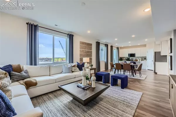 Colorado Springs, CO 80925,4806 Truscott RD